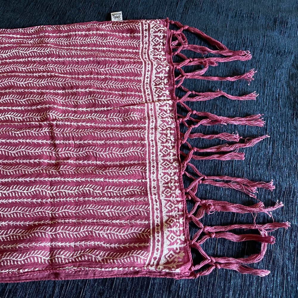 Sudha burgundy , white cotton scarf. Hand printed